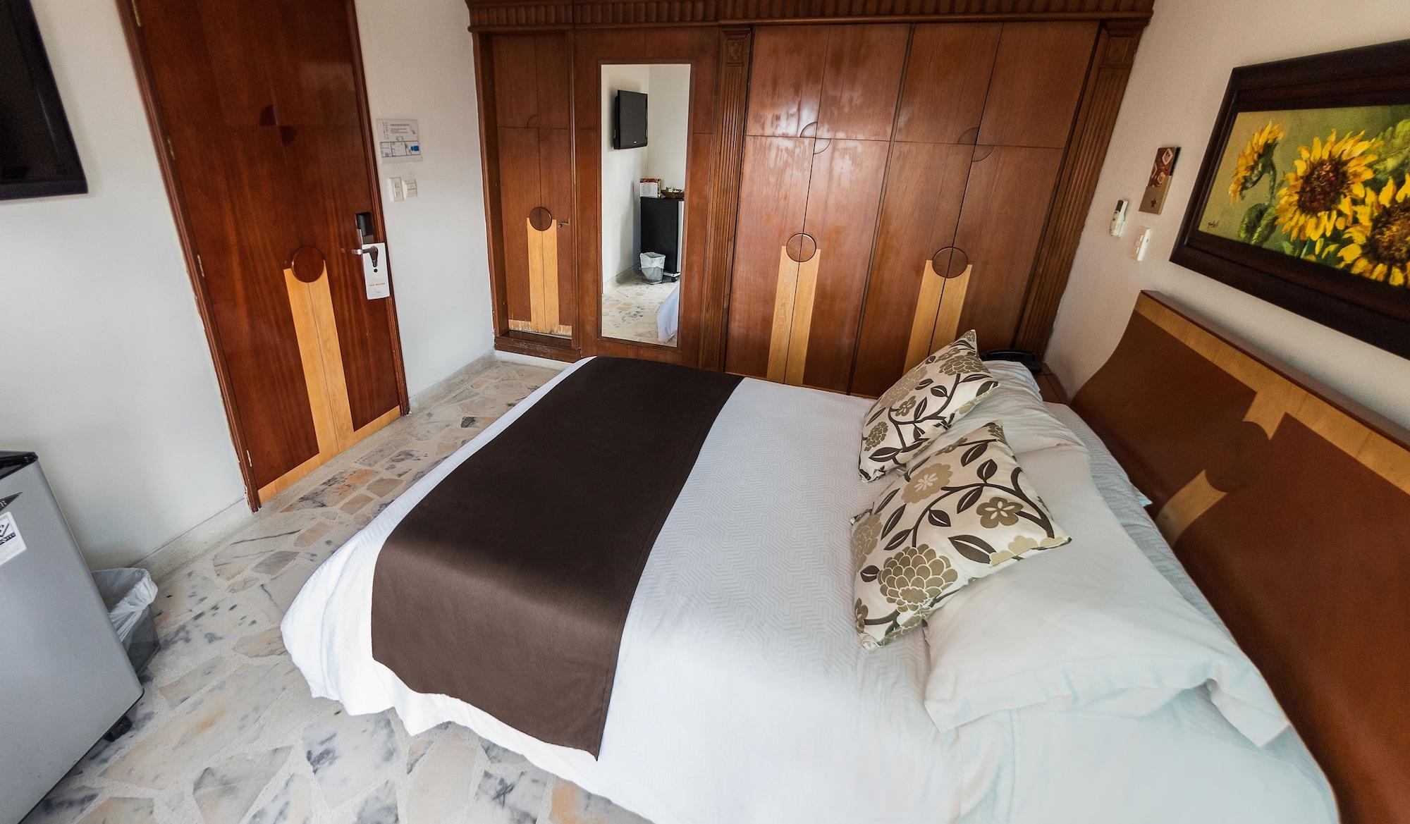 בוקארמנגה Hotel Buena Vista מראה חיצוני תמונה
